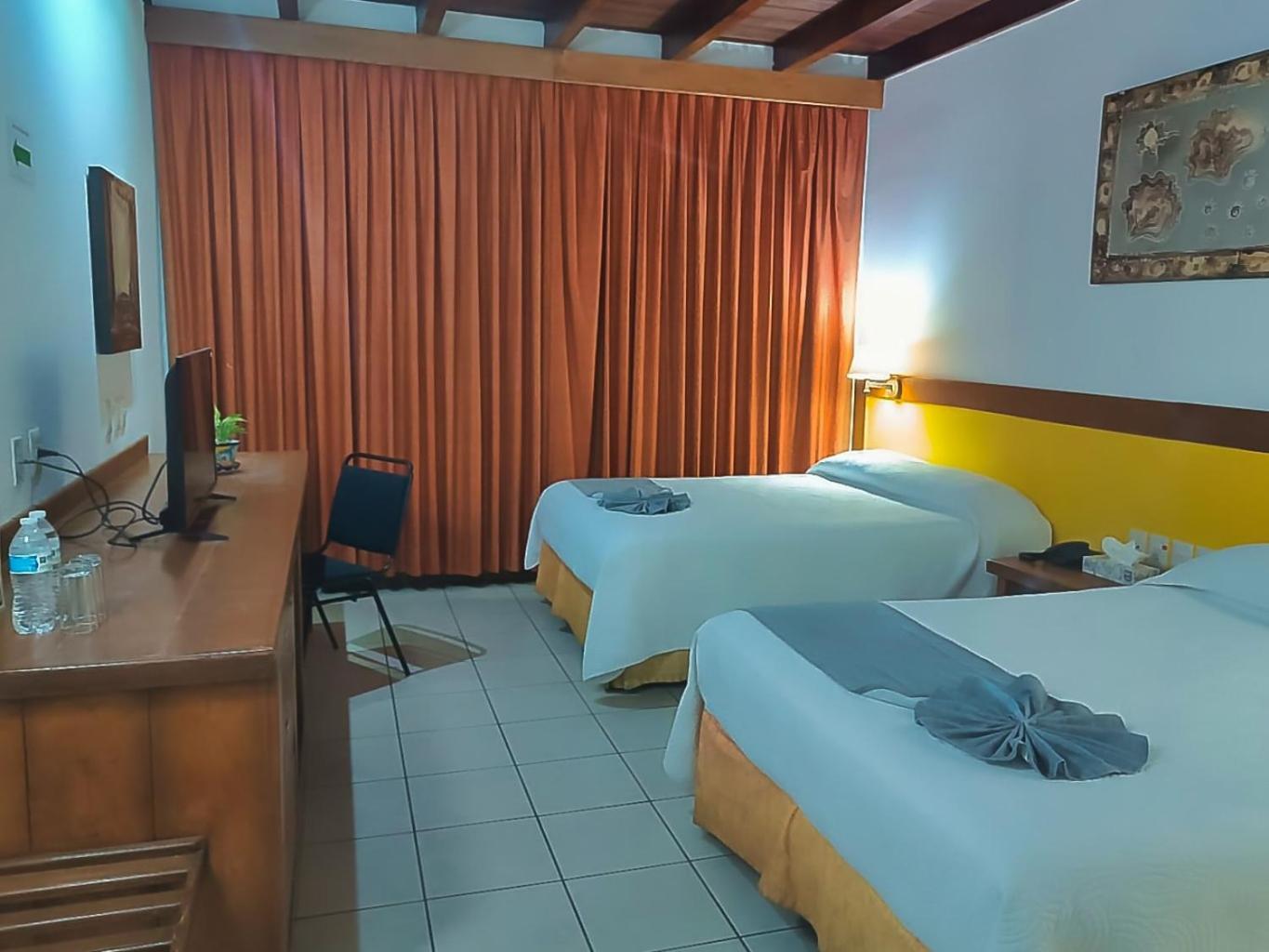 Hotel Pez Vela มานซานิโญ ภายนอก รูปภาพ